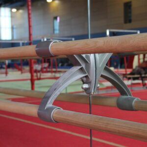 Gymnova balettitangon kannatin kahta balettitankoa varten GY-2212