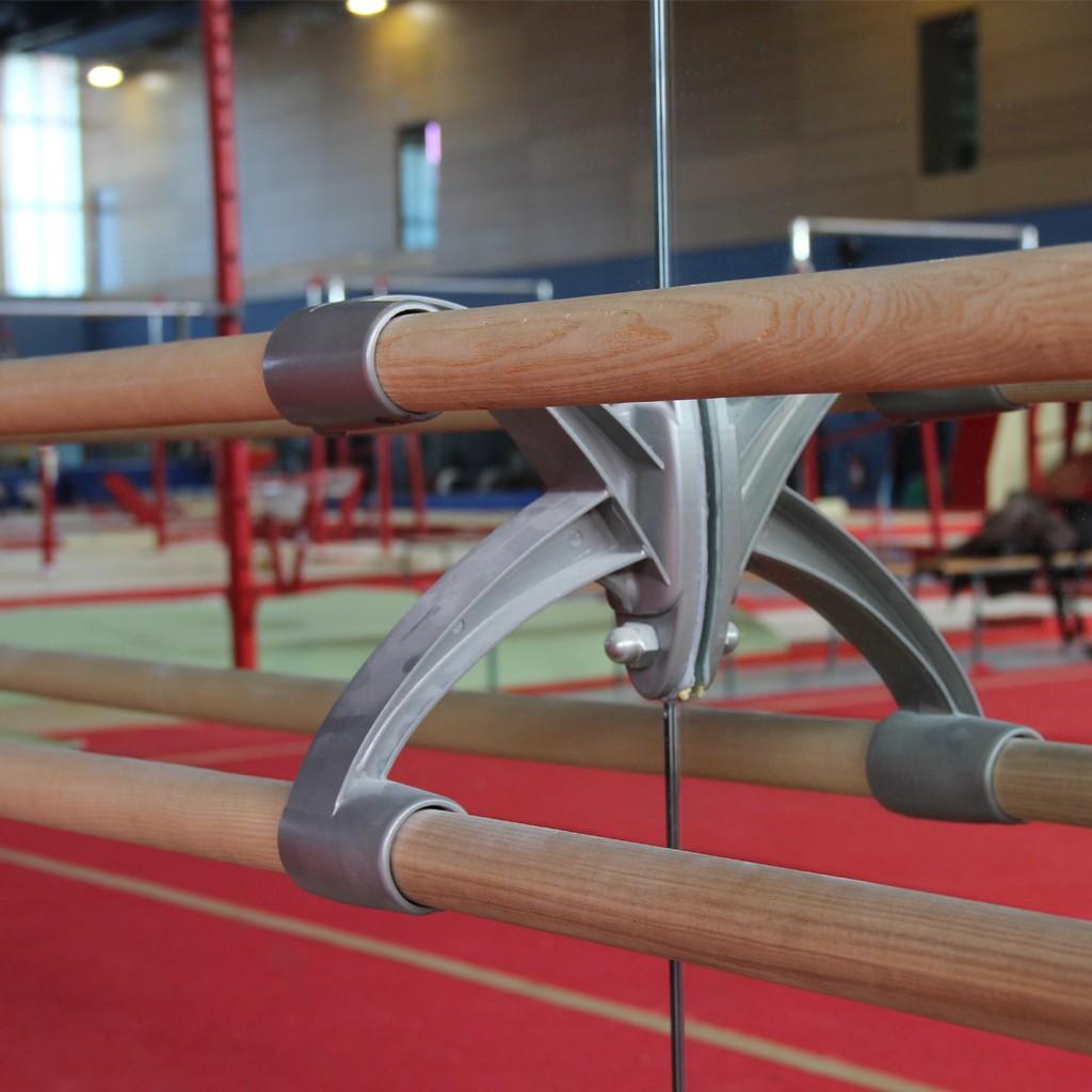 Gymnova double bracket for two ballet barres GY-2212 - Image 2