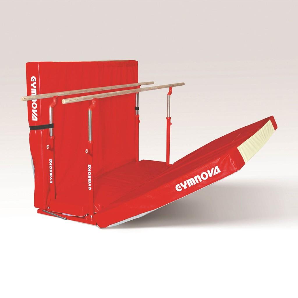 Gymnova Compact parallel bars with folding legs, transport trolleys and folding mat - Image 2