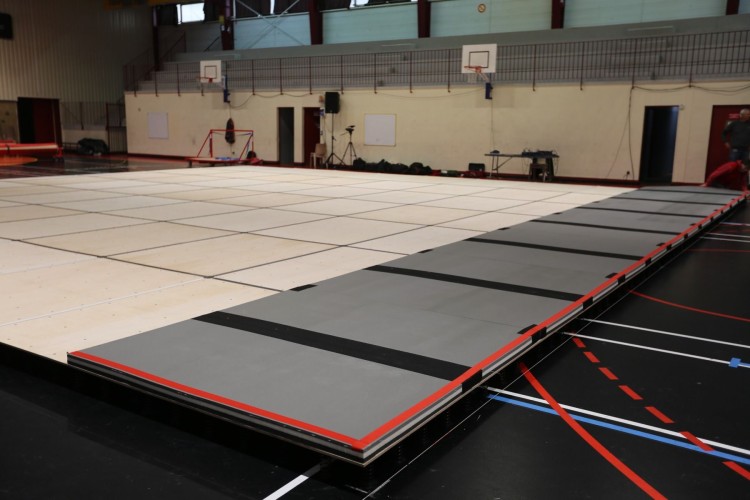 Gymnova permanto / voimistelukanveesi Montreal 14 x 14 m FIG, teräsjouset asennettuina GY-6775 - Image 6