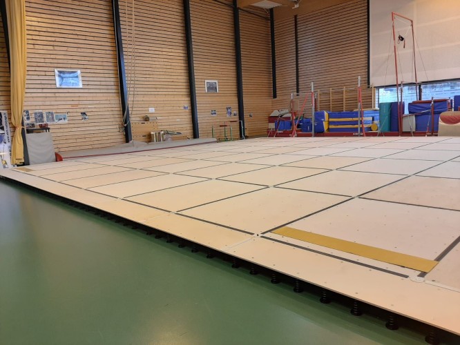 Gymnova permanto / voimistelukanveesi Montreal 14 x 14 m FIG, teräsjouset asennettuina GY-6775 - Image 7