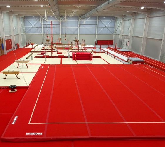 Gymnova competition exercise floor Montreal Evolution with roll-up mats 13 x 13 m, springs not assembled GY-6778DE