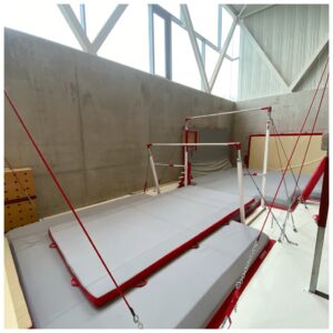 Gymnovan pehmeä alastulon turvamatto Jersey-päällisellä 400 x 200 x 10 cm GY-7012