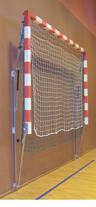 KGM seinää vasten nostettava puna-valkolakattu käsipallomaali 300 x 200 cm KG-230008 - Image 2