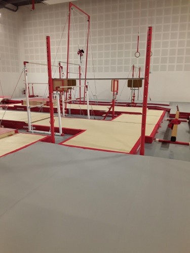 Gymnova high bar with 1 steel rail, 2 uprights and 2 floor stands GY-3104 - Image 8