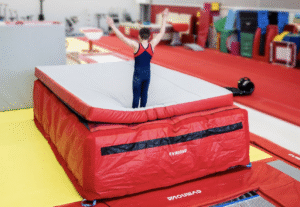 Gymnova ilmatäytteinen alastulopatja - 390x260x95 cm GY-8040